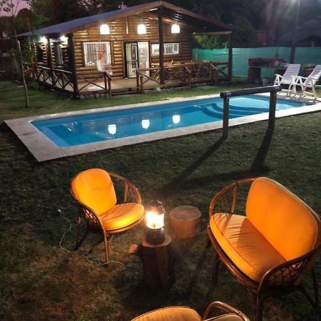 Ezeiza Quinta Cedro Azul 10 Min Del Aeropuertoヴィラ エクステリア 写真