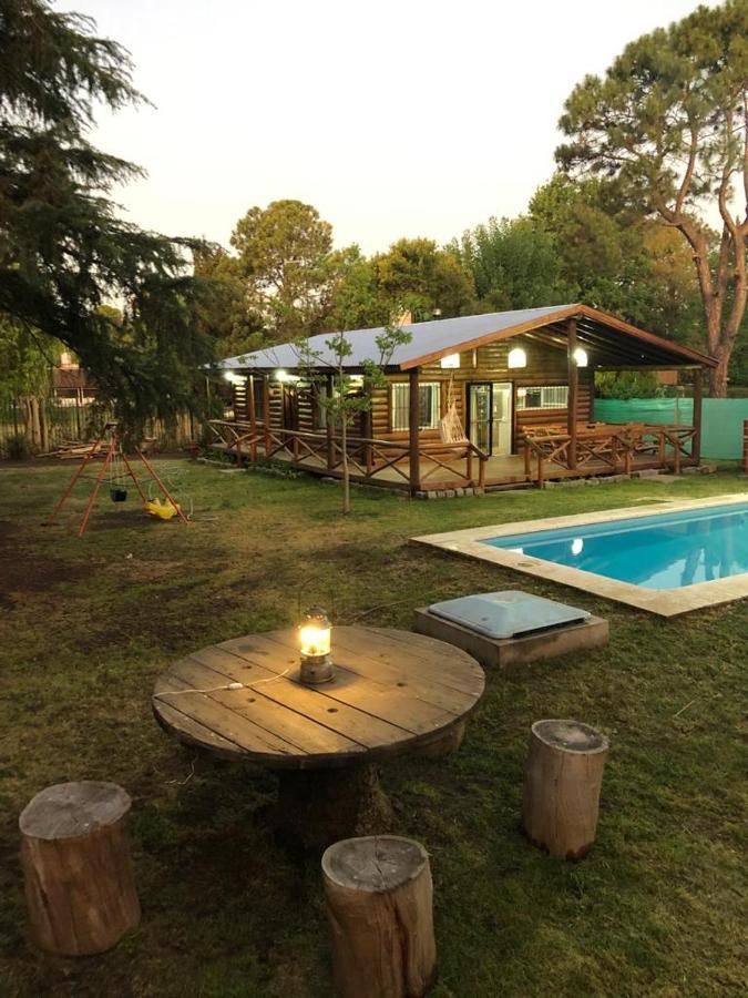 Ezeiza Quinta Cedro Azul 10 Min Del Aeropuertoヴィラ エクステリア 写真