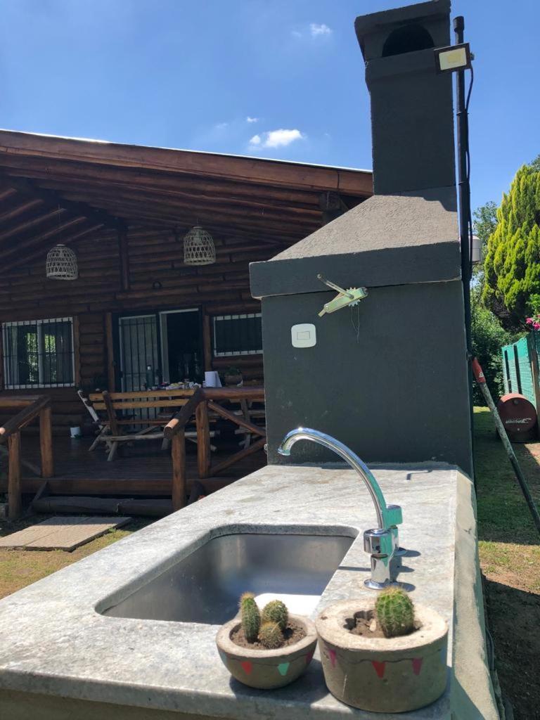 Ezeiza Quinta Cedro Azul 10 Min Del Aeropuertoヴィラ エクステリア 写真